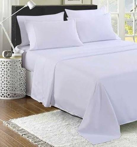 Knitted fitted bedsheet